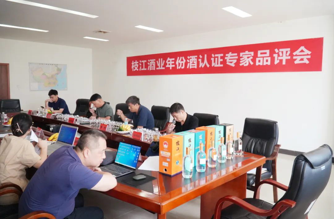 640.webp (1).png 640.webp (1).png